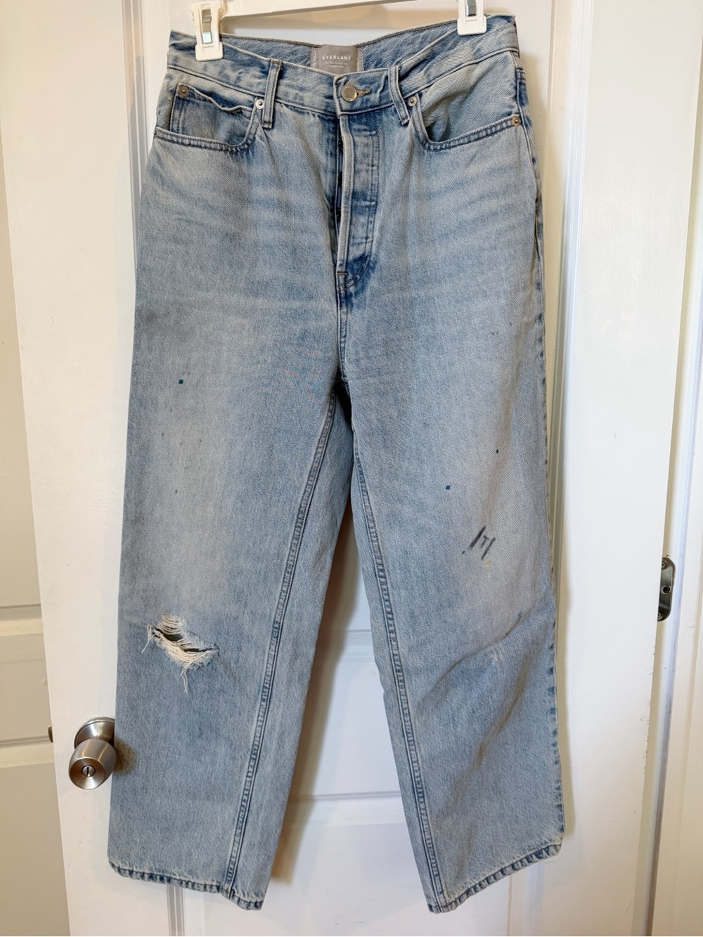 Everlane 90’s Way-High Distressed “Artist” Jeans